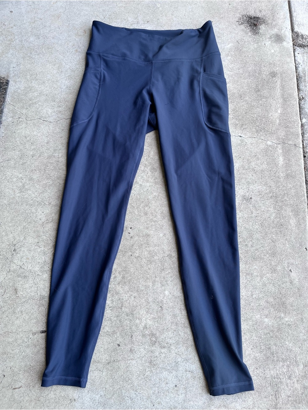 Old Navy Navy High-Rise Active Leggings